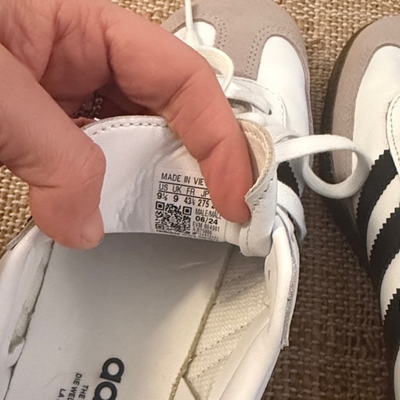 NEW Adidas Samba OG White and Light Gray Sneaker Men's 9.5 - Picture 6 of 6